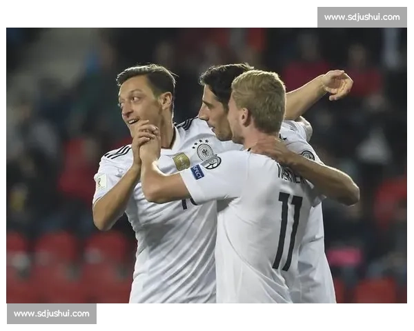 埃利奥特传射救主！英格兰 U21 加时 3-2 逆转德国 U21 卫冕欧青赛冠军