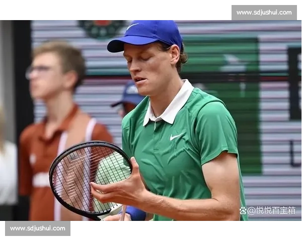 辛纳法网两度落泪引热议：德约若进决赛，结局是否改写？